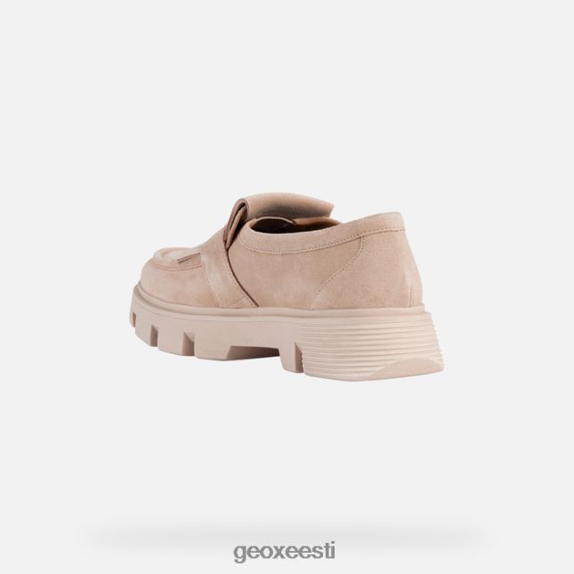 alasti ZZ2TH2270 Geox vilde naine