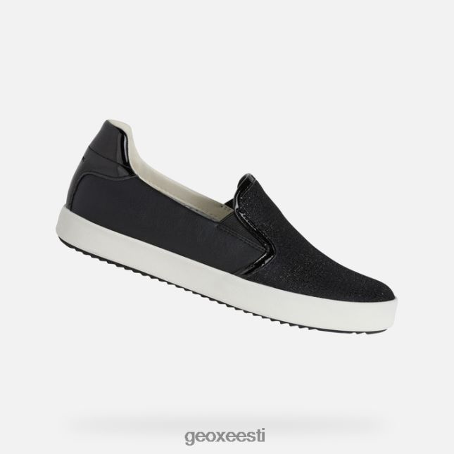 must ZZ2TH2579 Geox blomiee naine
