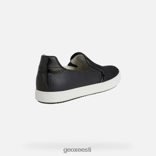 must ZZ2TH2579 Geox blomiee naine